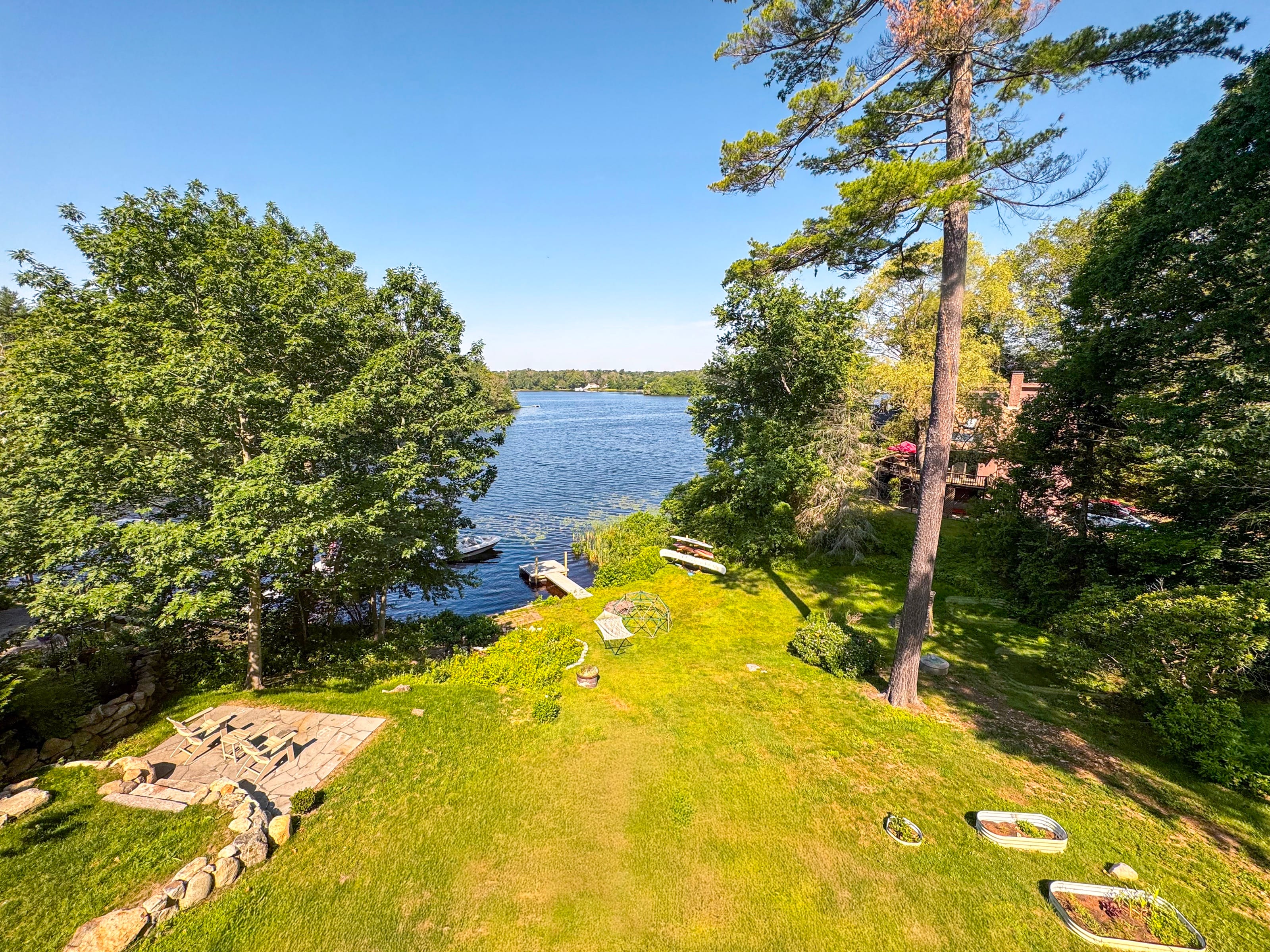 Lawn down to the water