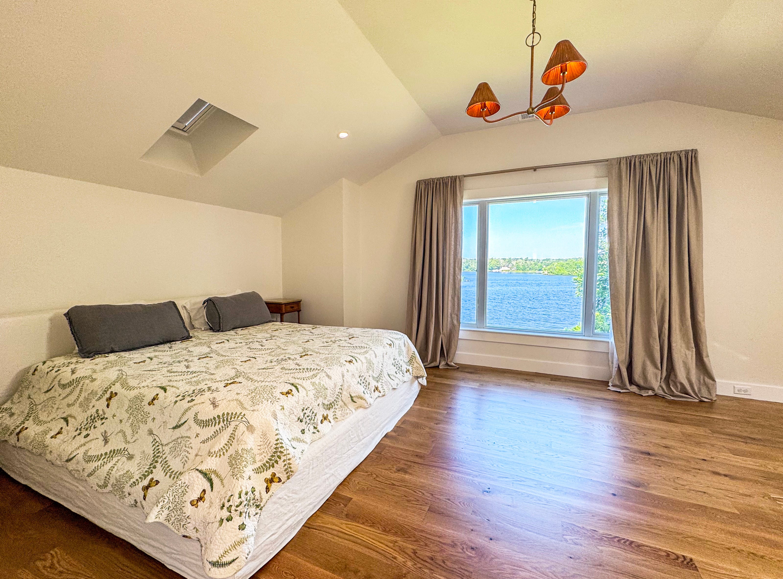 Twin beds in the loft